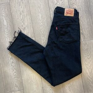 Black Levi’s 501 jeans
